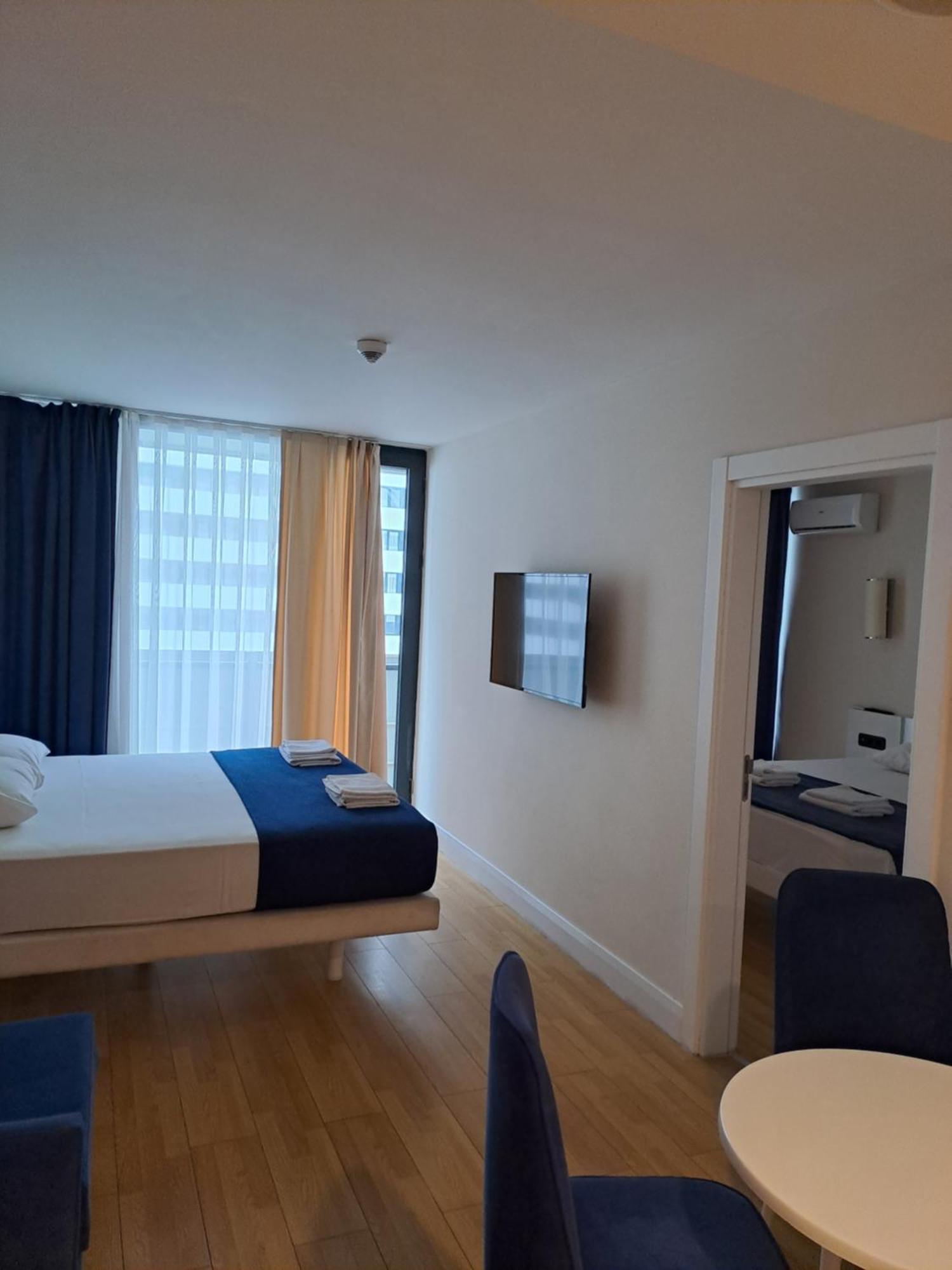 Lux Apart Hotel 555 Batumi Kültér fotó