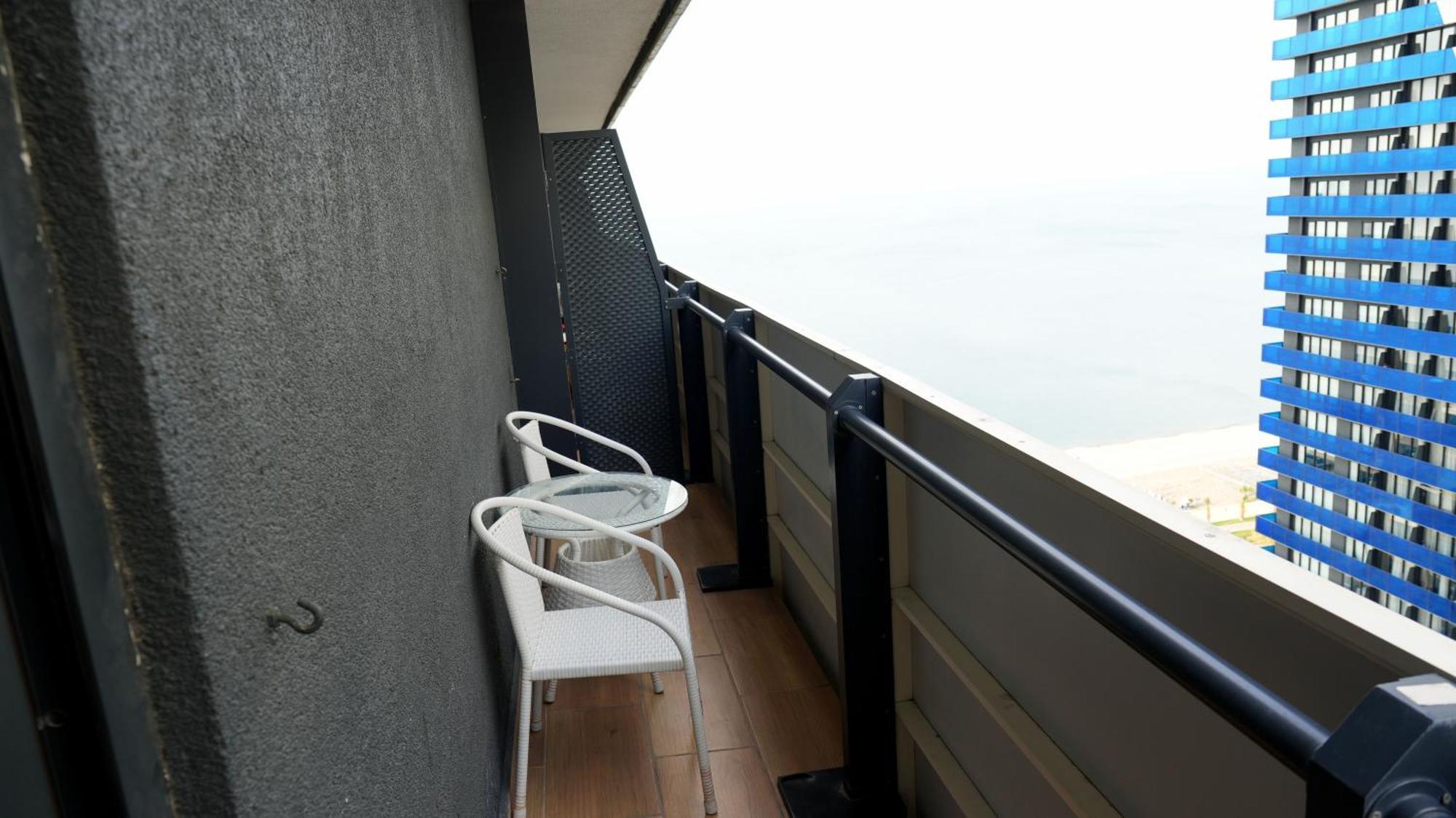 Lux Apart Hotel 555 Batumi Kültér fotó